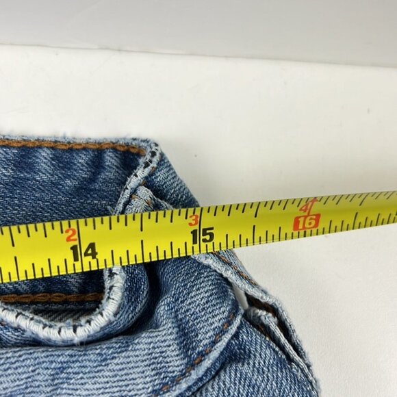 Guess Jeans Straight  Leg Mid rise Jeans - Picture 3 of 10